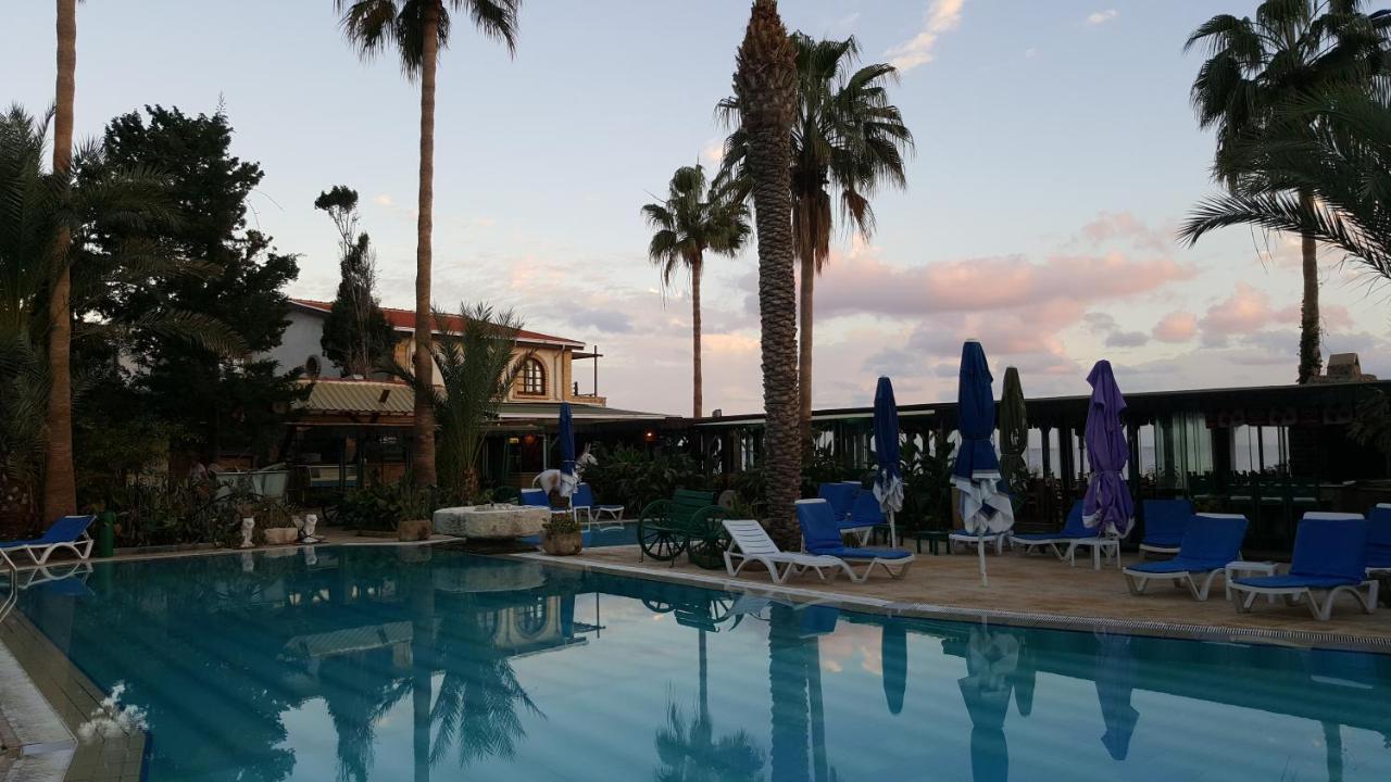 Topset Hotel Agios Georgios  Екстериор снимка