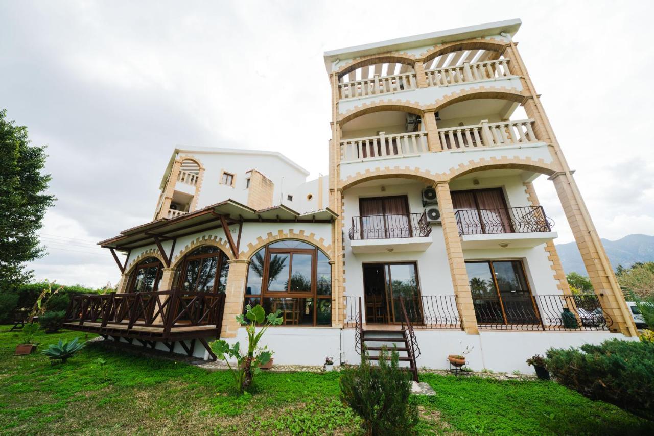 Topset Hotel Agios Georgios  Екстериор снимка