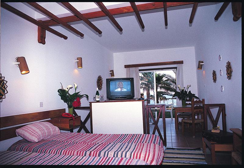 Topset Hotel Agios Georgios  Екстериор снимка